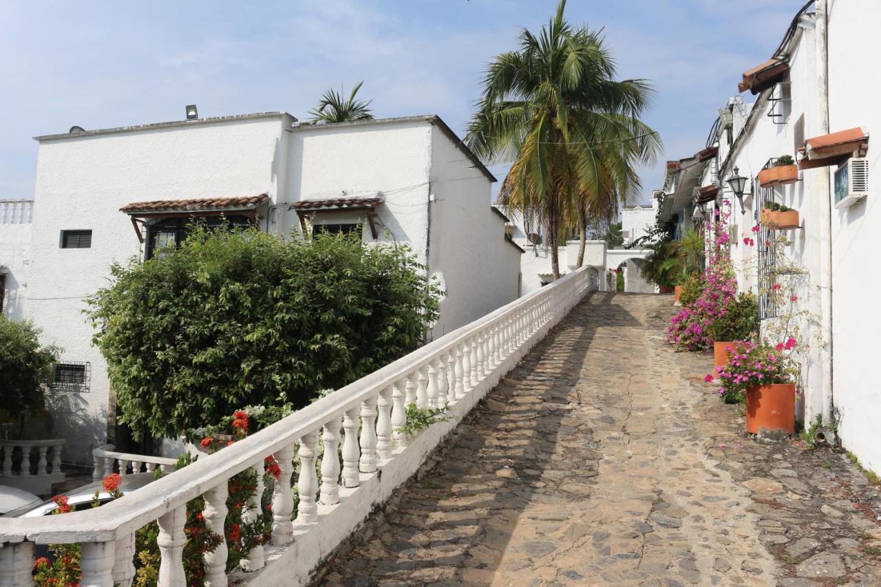 Hotel Aldea Plaza Doradal Exterior photo
